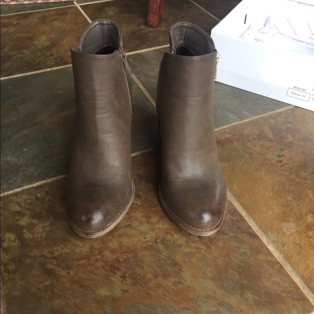 Nature Breeze Boots